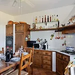 Prázdninový dům Edy Con Piscina Per Gruppi E Famiglie *
