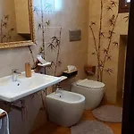 Edy Con Piscina Per Gruppi E Famiglie