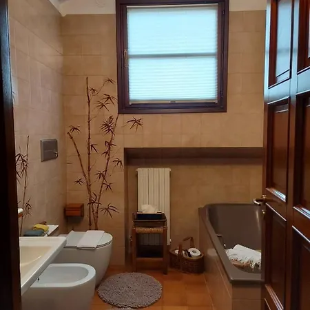 Edy Con Piscina Per Gruppi E Famiglie Feriehus