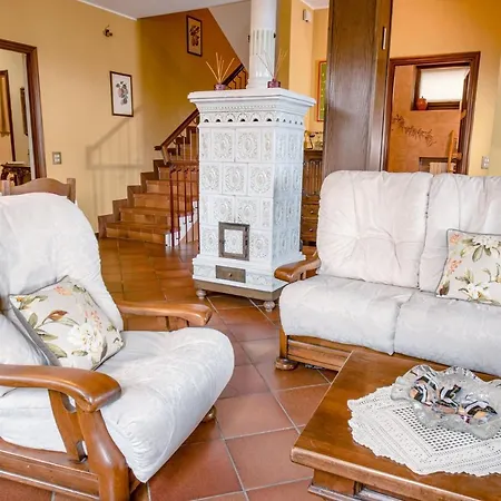 Ferienhaus Edy Con Piscina Per Gruppi E Famiglie
