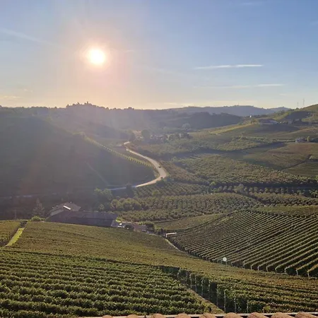 Edy Con Piscina Per Gruppi E Famiglie Ferienhaus Barbaresco