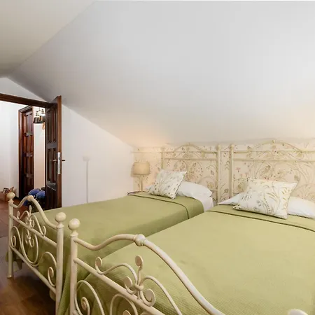 Feriehus Edy Con Piscina Per Gruppi E Famiglie