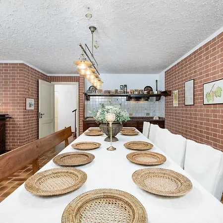 Feriehus Edy Con Piscina Per Gruppi E Famiglie