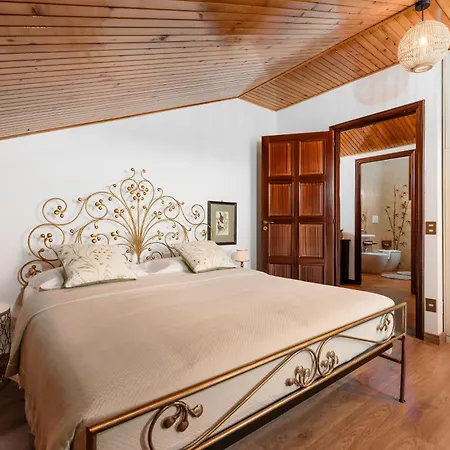 Feriehus Edy Con Piscina Per Gruppi E Famiglie *
