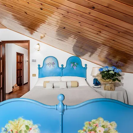 Edy Con Piscina Per Gruppi E Famiglie Feriehus Barbaresco