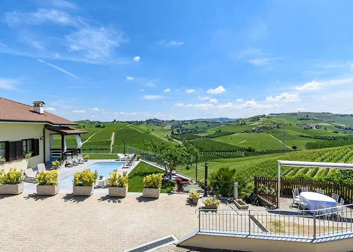 Edy Con Piscina Per Gruppi E Famiglie Casa de Férias Barbaresco
