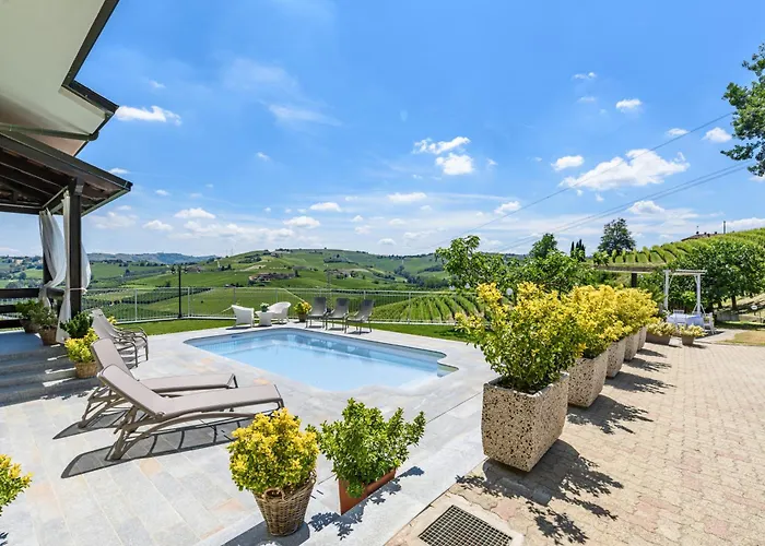 Casa de Férias Edy Con Piscina Per Gruppi E Famiglie *