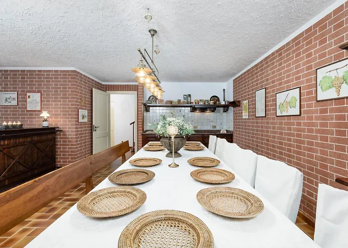 Casa de Férias Edy Con Piscina Per Gruppi E Famiglie