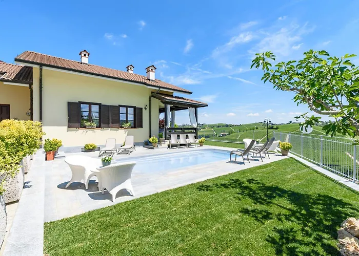 Edy Con Piscina Per Gruppi E Famiglie *