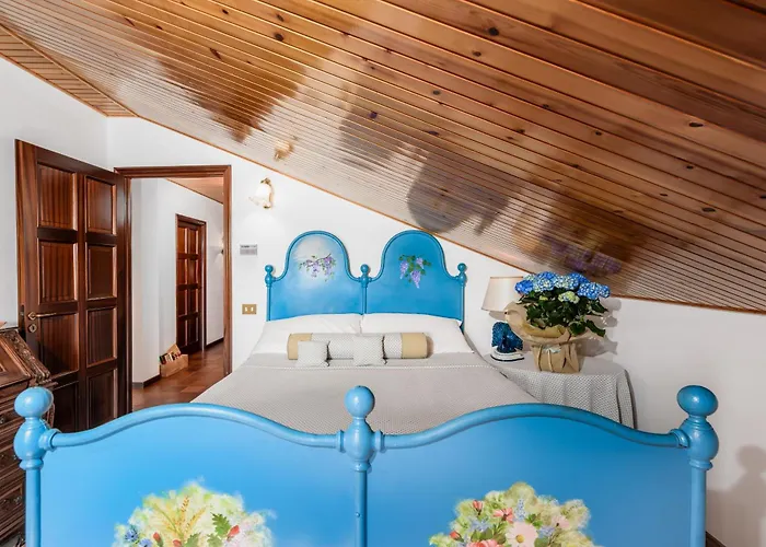 Edy Con Piscina Per Gruppi E Famiglie Casa de Férias Barbaresco